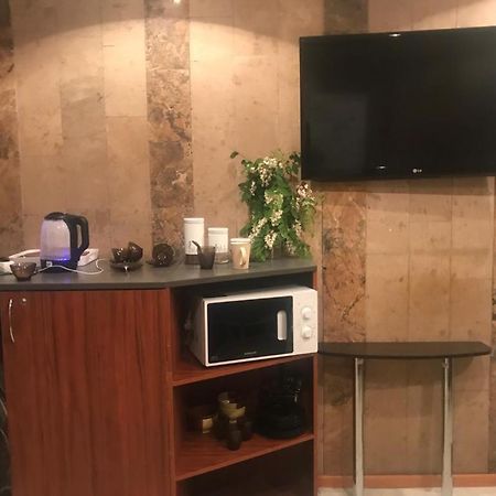 Desyatinnaya Hostel Kijów Zewnętrze zdjęcie