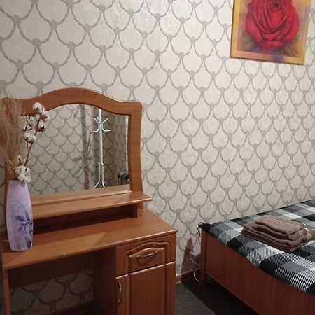 Desyatinnaya Hostel Kijów Zewnętrze zdjęcie